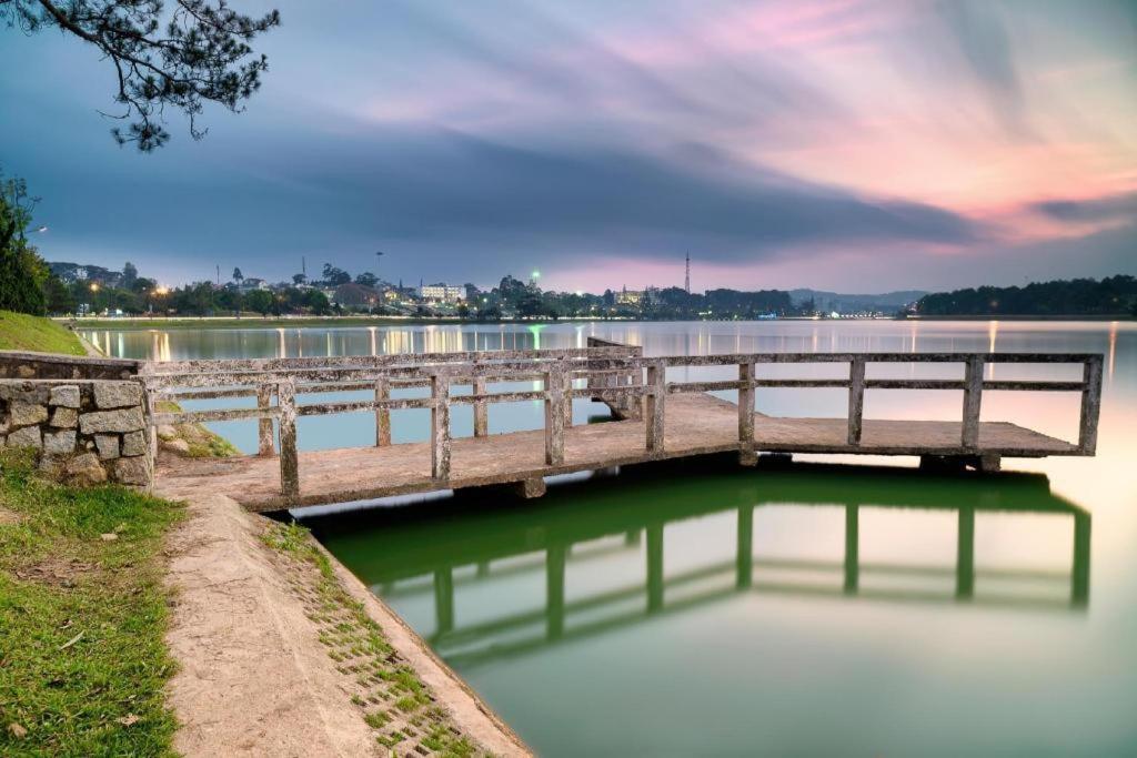 Hai Long Vuong Hotel Dalat Exteriör bild